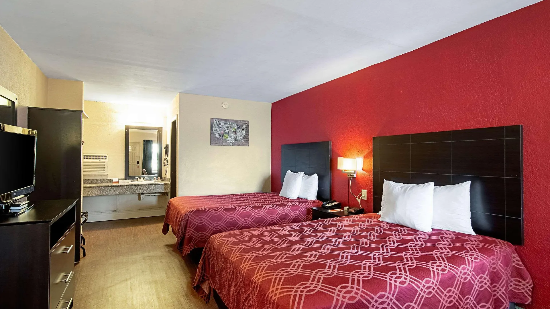Ramada Limited Clearwater Hotel And Suites
