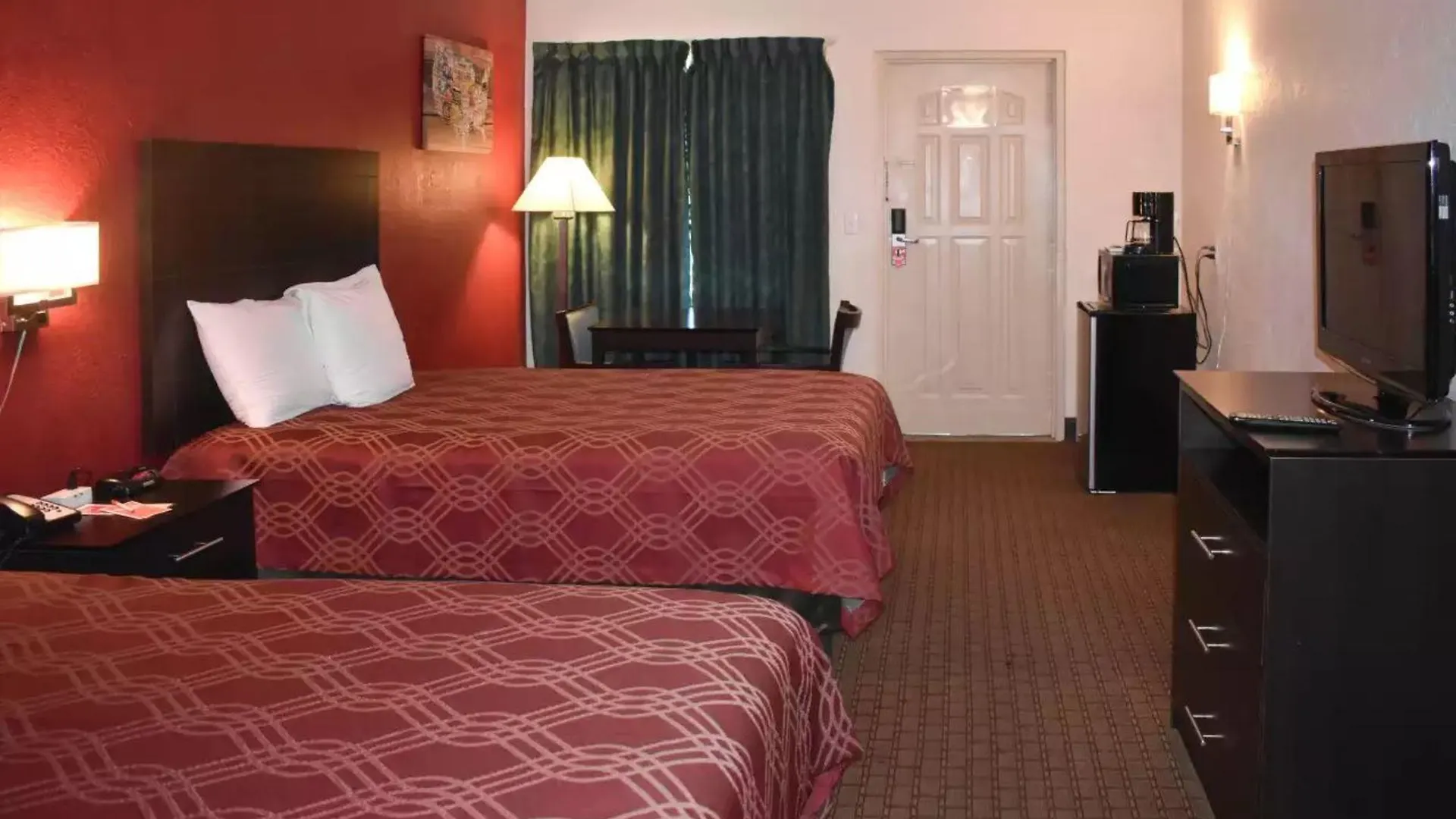 Ramada Limited Clearwater Hotel And Suites