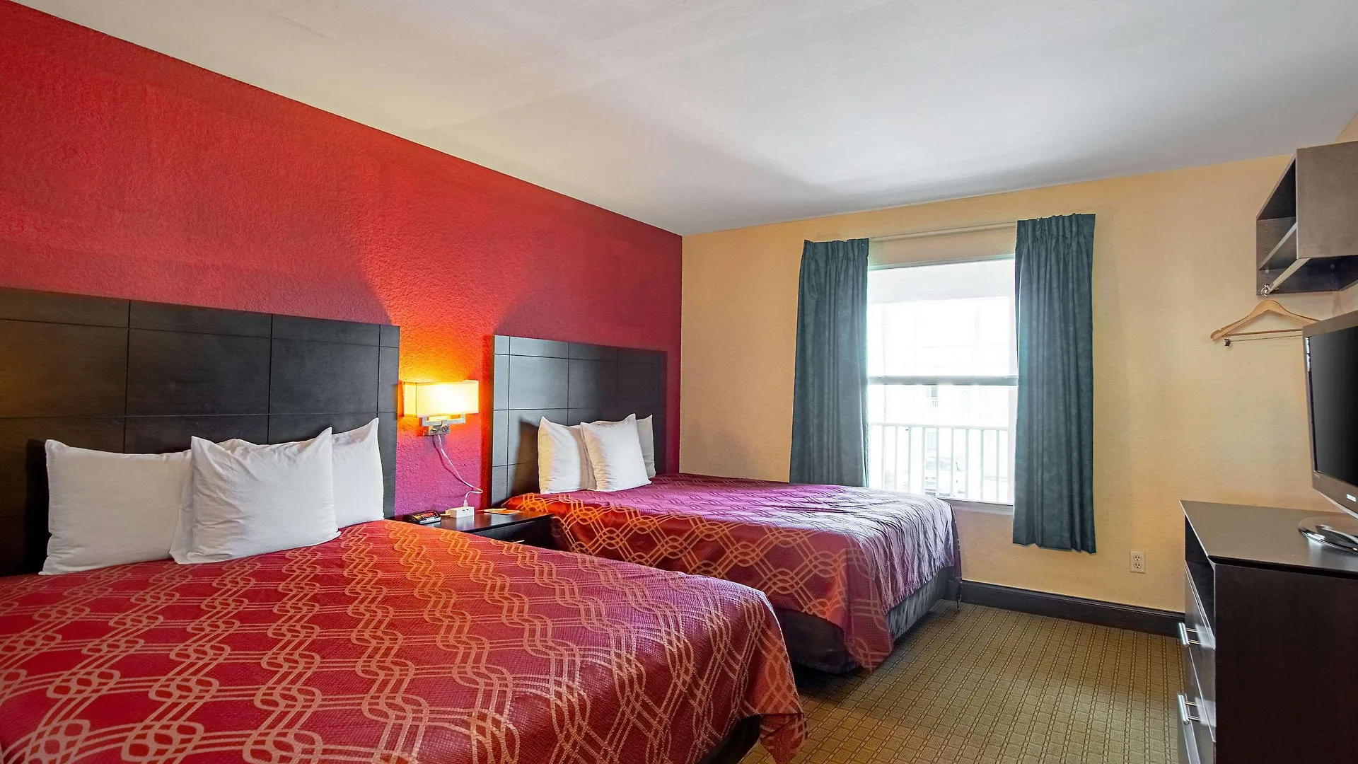 Ramada Limited Clearwater Hotel And Suites