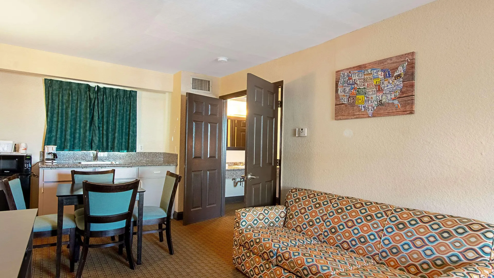 Ramada Limited Clearwater Hotel And Suites