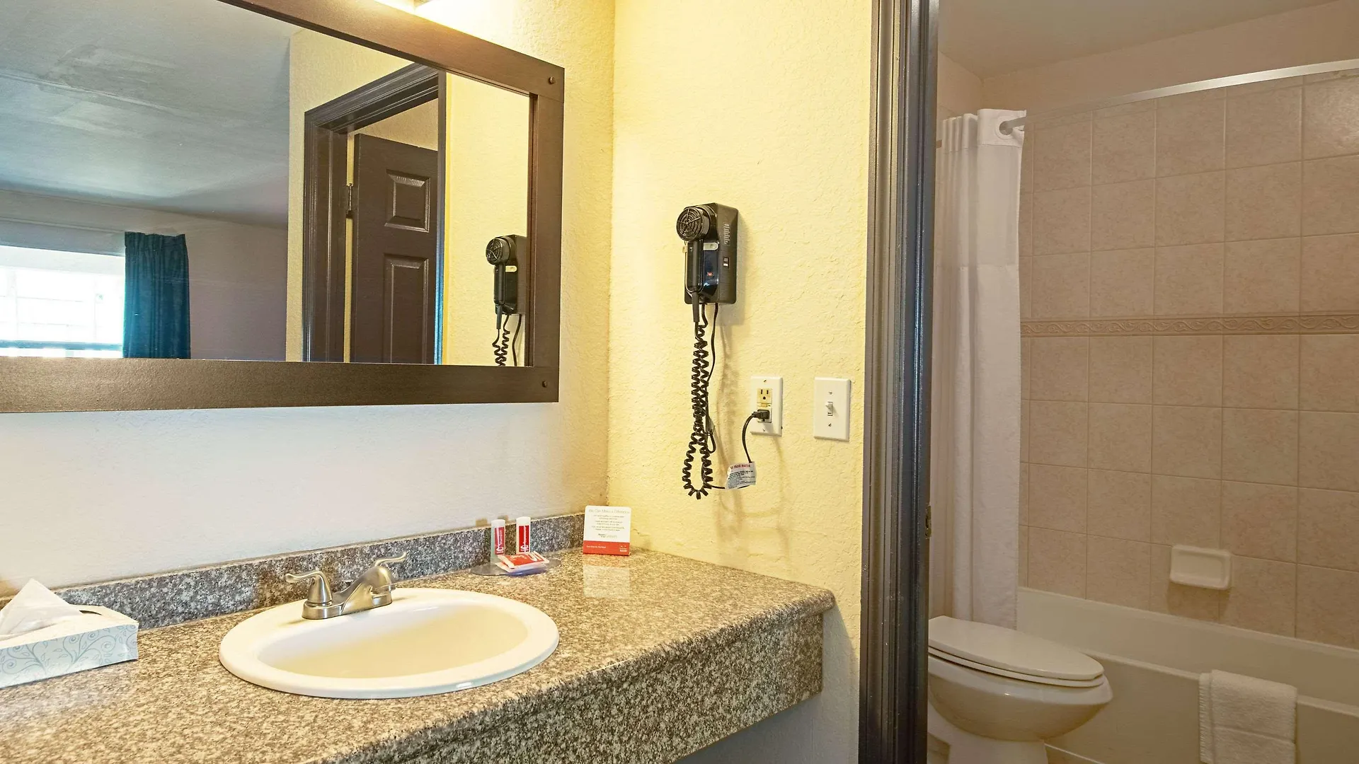 Ramada Limited Clearwater Hotel And Suites