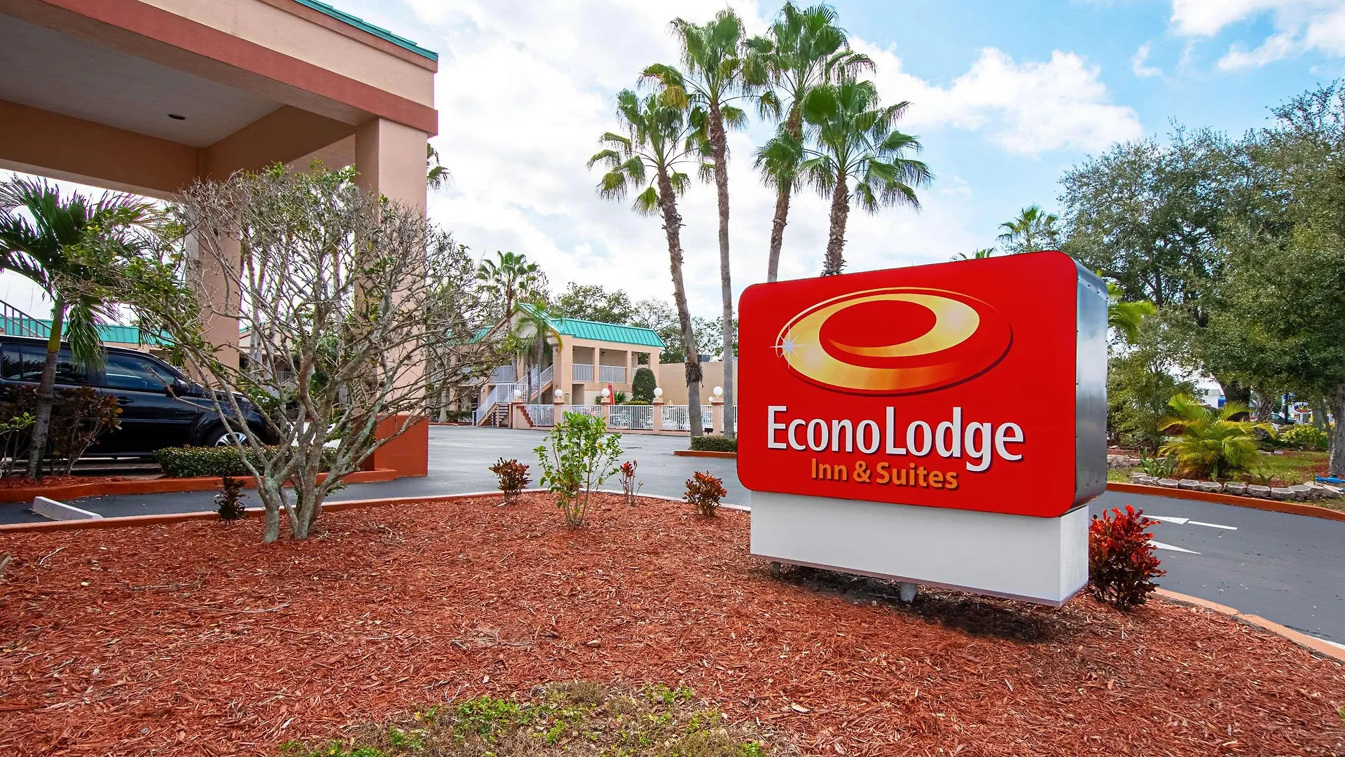 Ramada Limited Clearwater Hotel And Suites
