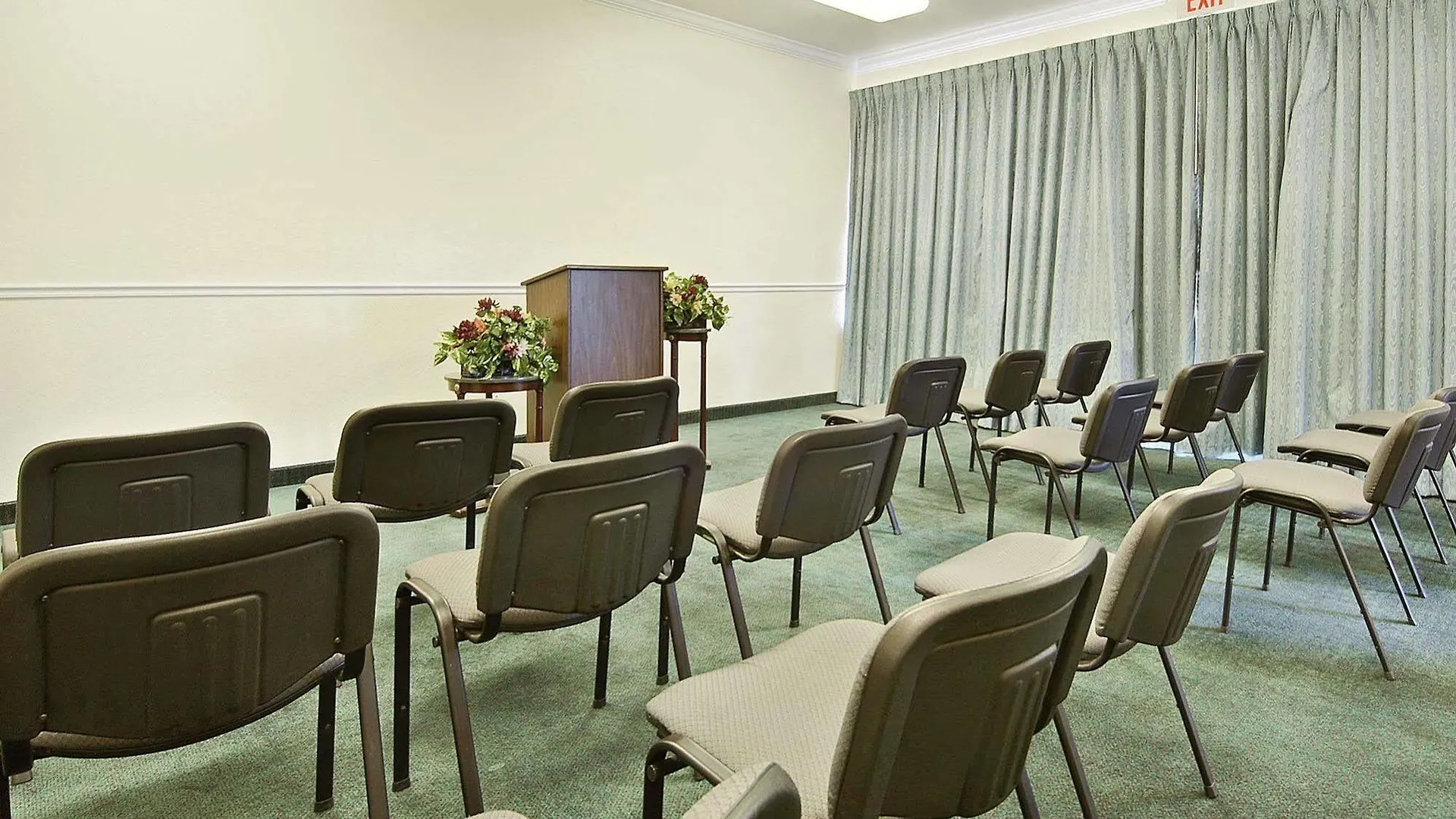Ramada Limited Clearwater Hotel And Suites 2*,  United States