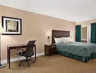 Ramada Limited Clearwater Hotel And Suites 2*,  United States