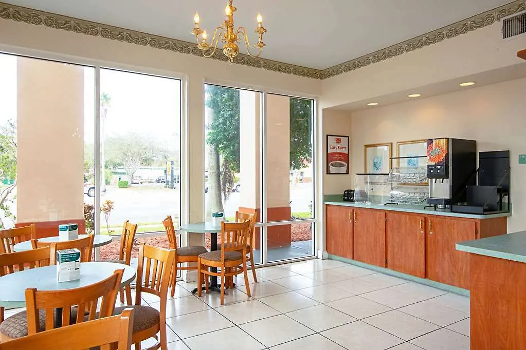 Ramada Limited Clearwater Hotel And Suites